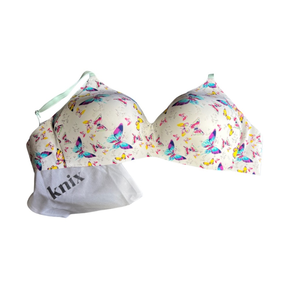 Knix Wingwoman Contour Bra in Flutter By